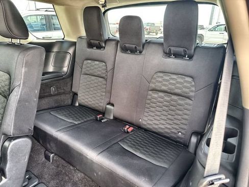 Used 2024 Nissan Pathfinder S AWD/4WD image 22
