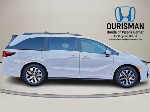 New 2026 Honda Odyssey EX-L image 2