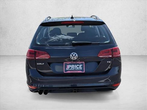 Used 2017 Volkswagen Golf SportWagen FWD image 6