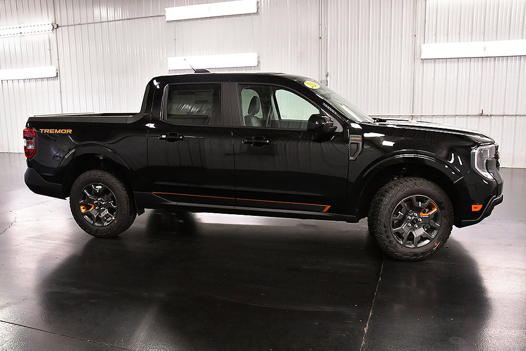 New 2026 Ford Maverick Tremor AWD/4WD image 8