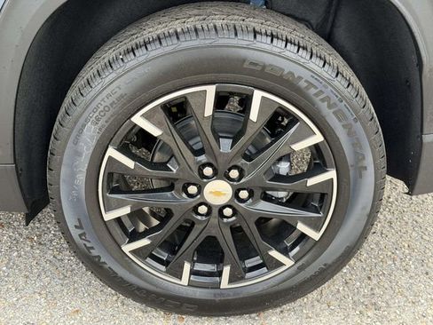 New 2026 Chevrolet Traverse LT image 18