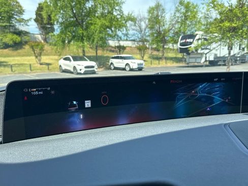 New 2026 Lincoln Navigator Reserve AWD/4WD image 15