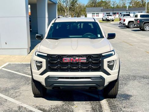 New 2026 GMC Canyon Elevation image 6