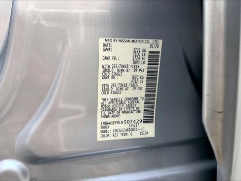 Used 2020 Nissan Titan SV w/ SV Convenience Package image 35