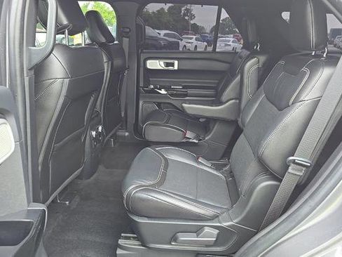 Used 2022 Ford Explorer ST w/ Equipment Group 401A AWD/4WD image 9