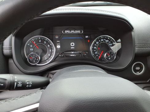 Used 2025 RAM 1500 Laramie image 21