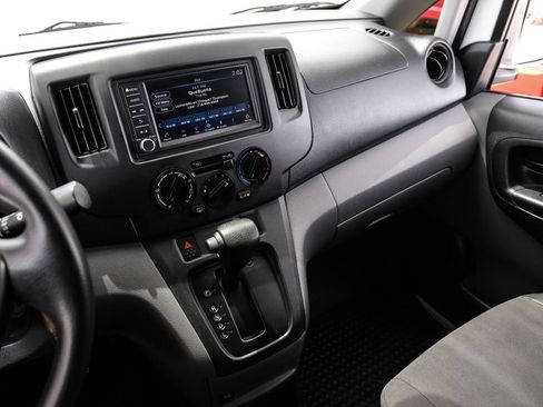 Used 2021 Nissan NV200 SV w/ Back Door Glass Package FWD image 18