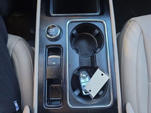 Used 2022 Lincoln Corsair AWD w/ Equipment Group 101A image 47