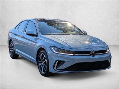 New 2026 Volkswagen Jetta SE image 9