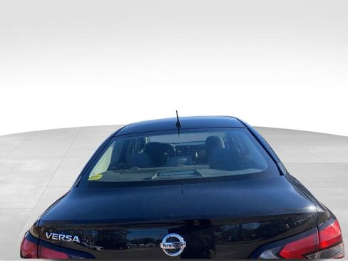 Used 2020 Nissan Versa S image 16