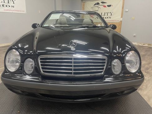 Used 1999 Mercedes-Benz CLK 320 320 image 2