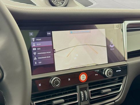 New 2026 Porsche Macan image 20