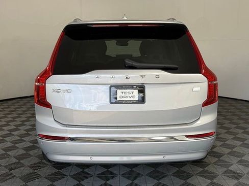 Used 2023 Volvo XC90 T8 Plus AWD/4WD image 7