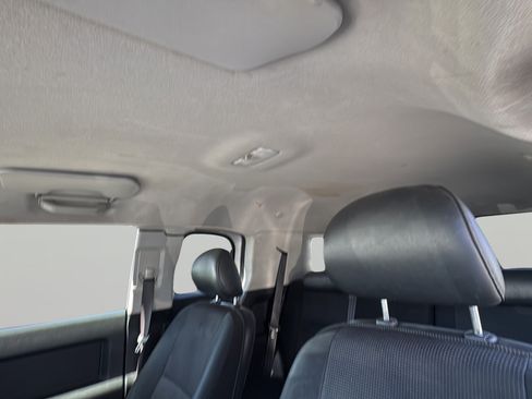 Used 2008 Toyota FJ Cruiser 4WD image 31