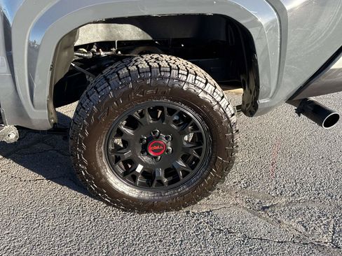 Used 2026 Toyota Tacoma SR AWD/4WD image 7