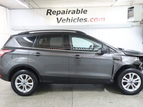 Used 2018 Ford Escape SE AWD/4WD image 4