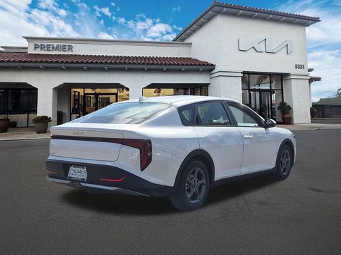 New 2026 Kia K4 FWD image 8
