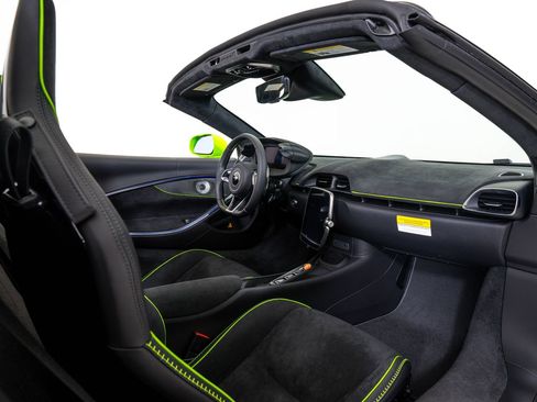 New 2026 McLaren Artura Spider RWD image 24