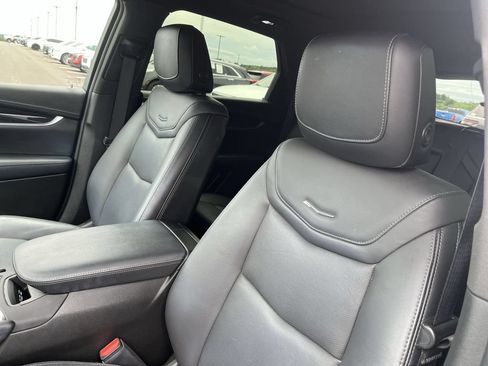 Used 2023 Cadillac XT5 Premium Luxury AWD/4WD image 11