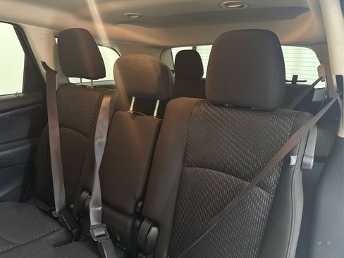 Used 2019 Dodge Journey SE w/ Connectivity Group FWD image 26
