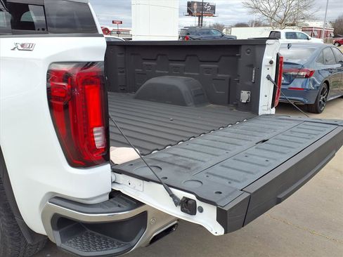 Used 2019 GMC Sierra 1500 SLT w/ SLT Premium Plus Package image 21