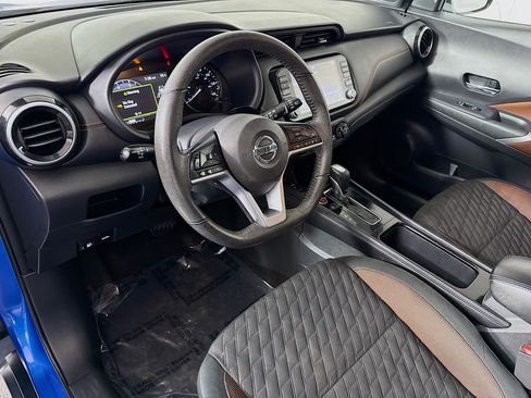 Used 2021 Nissan Kicks SR FWD image 23