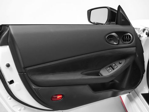 Used 2026 Nissan Z NISMO RWD image 63