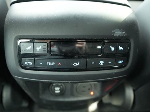 Used 2025 Hyundai Palisade Calligraphy image 22