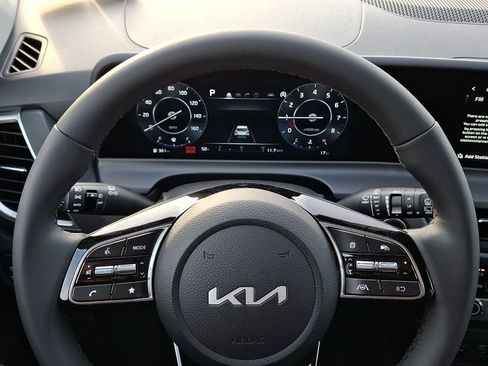 New 2026 Kia Seltos EX image 14