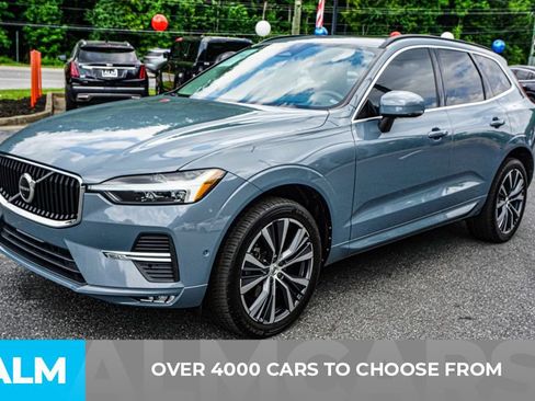Used 2022 Volvo XC60 B5 Momentum w/ Advanced Package FWD image 3