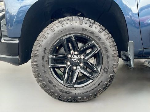 Used 2022 Chevrolet Silverado 1500 Limited LT Trail Boss AWD/4WD image 31