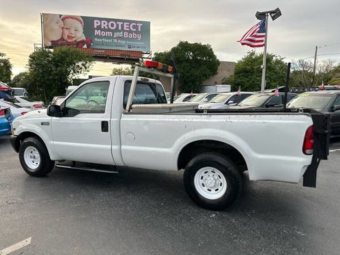 Used 2001 Ford F250 XL image 3