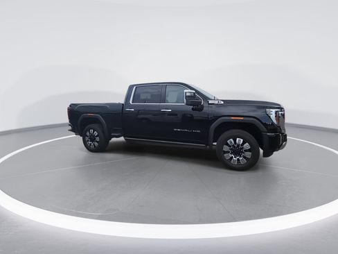 Used 2025 GMC Sierra 2500 Denali w/ Denali Reserve Package AWD/4WD image 9