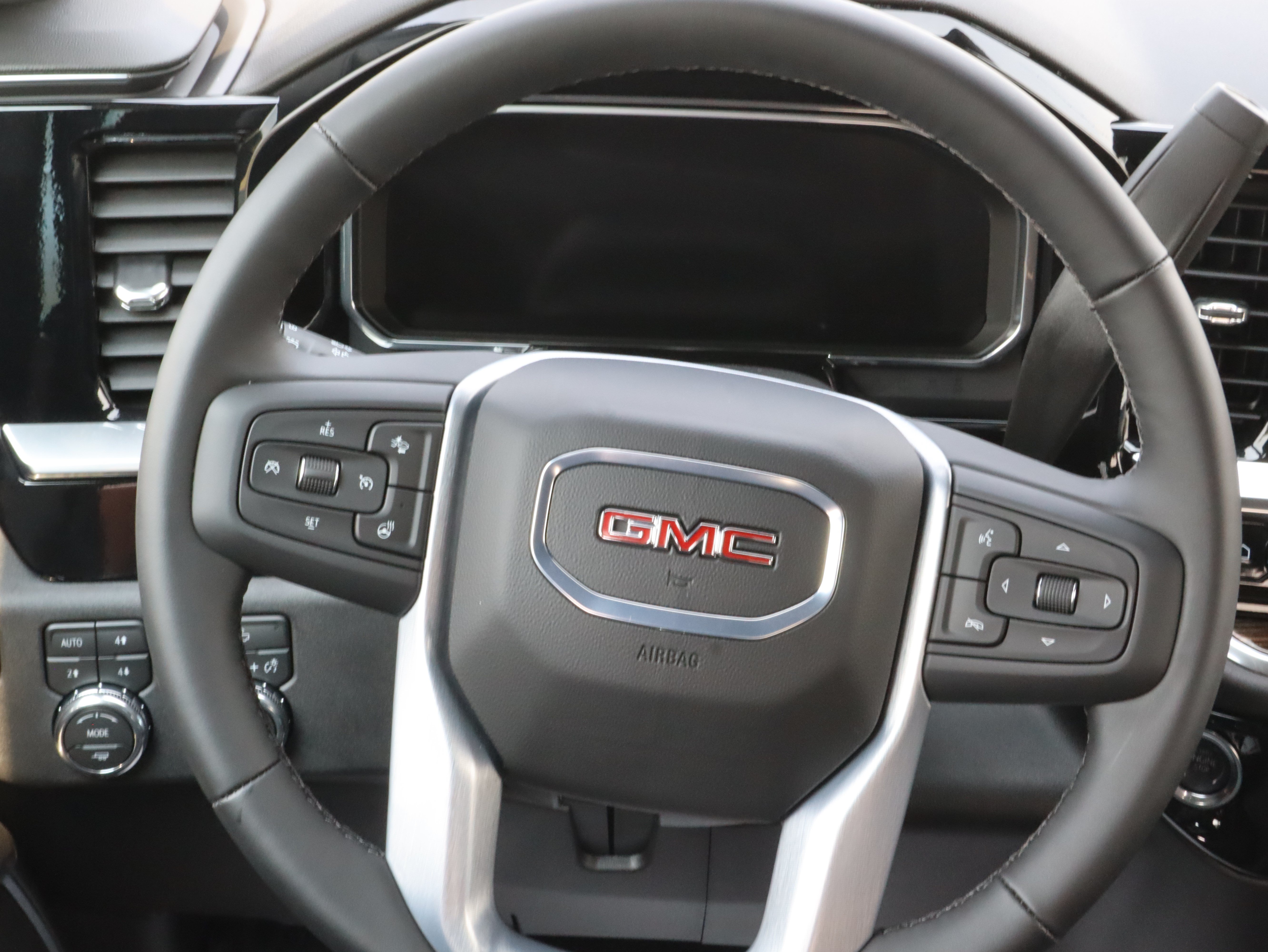 New 2026 GMC Sierra 1500 Elevation AWD/4WD image 14
