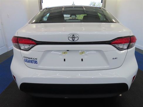 Used 2026 Toyota Corolla LE FWD image 12
