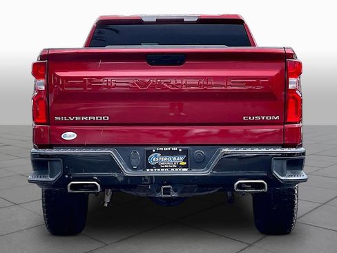 Used 2021 Chevrolet Silverado 1500 Custom Trail Boss AWD/4WD image 5