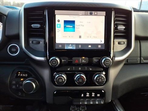 New 2026 RAM 1500 4x4 Crew Cab image 7