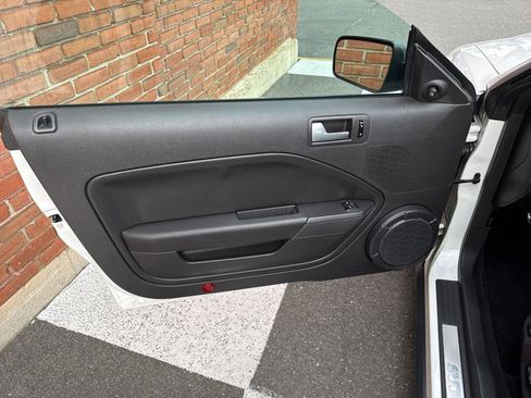 Used 2007 Ford Mustang Shelby GT500 image 17