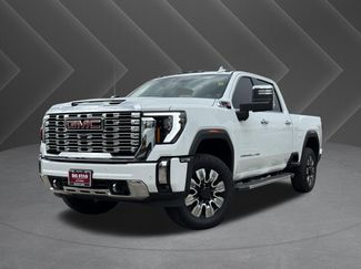 Used 2025 GMC Sierra 2500 Denali AWD/4WD video 2