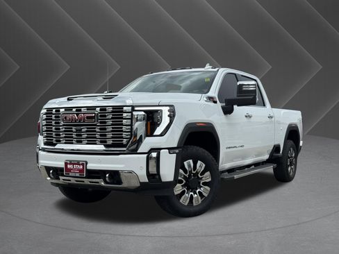 Used 2025 GMC Sierra 2500 Denali AWD/4WD image 2