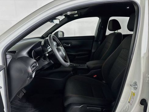 Used 2024 Honda HR-V Sport image 11