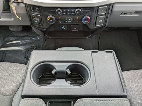 Used 2024 Ford F250 XLT AWD/4WD image 19
