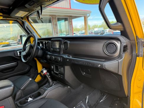 Used 2020 Jeep Wrangler Unlimited Sport image 21