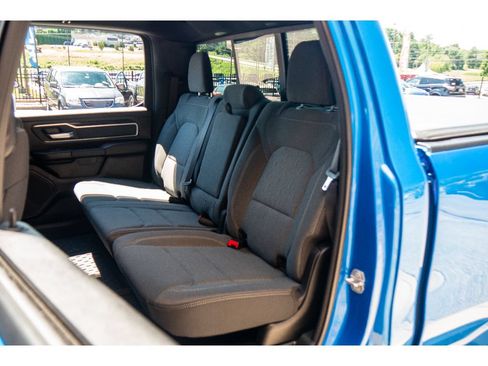 Used 2022 RAM 1500 Big Horn AWD/4WD image 19
