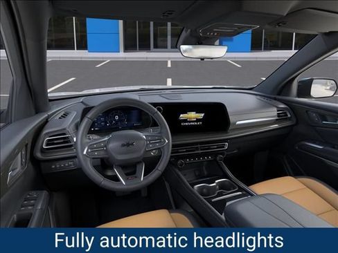New 2027 Chevrolet Traverse Z71 w/ Driver Confidence Package AWD/4WD image 17