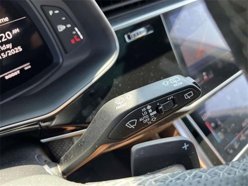 Used 2023 Audi SQ8 Premium Plus image 29