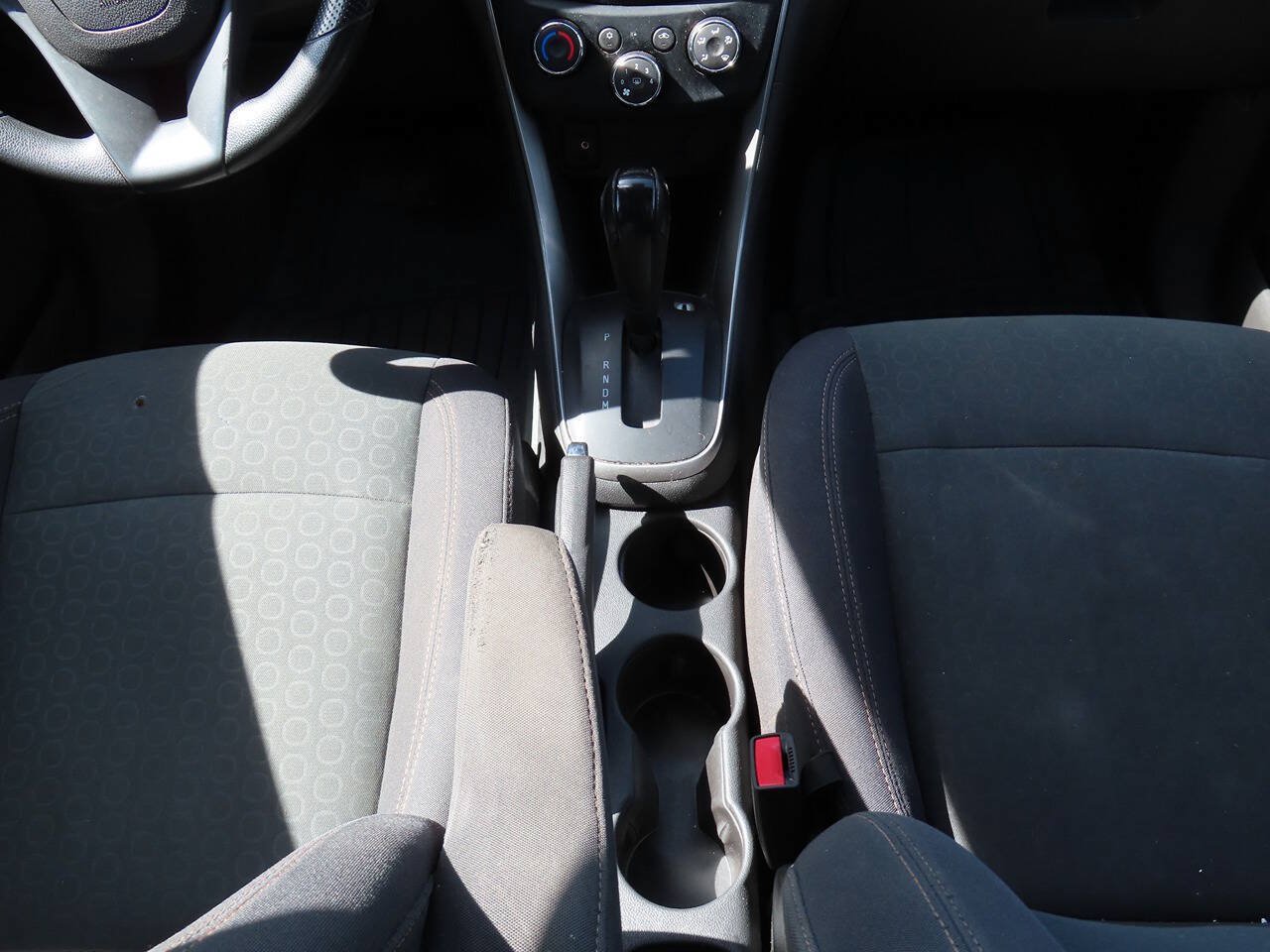 Used 2020 Chevrolet Trax LS w/ Tint and Cruise Package FWD image 14