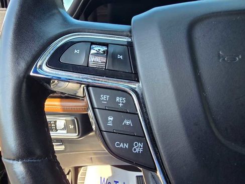 Used 2022 Lincoln Nautilus Reserve w/ Equipment Group 201A image 14