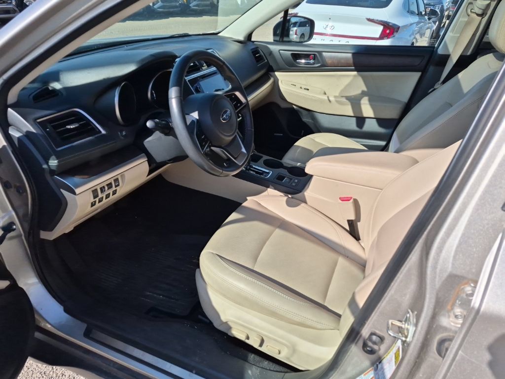 Used 2019 Subaru Outback 2.5i Limited AWD/4WD image 10