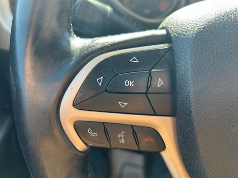 Used 2015 Jeep Cherokee Latitude image 18